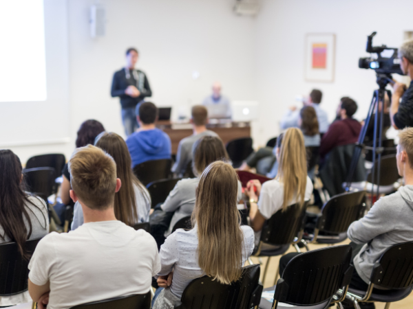 Cidadania Digital e Ética no Uso da Tecnologia: Pernambuco Define Tema do Ano Letivo 2026