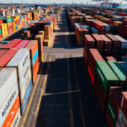 Novo pacote de tarifas dos EUA deve ter impacto limitado nas exportações brasileiras